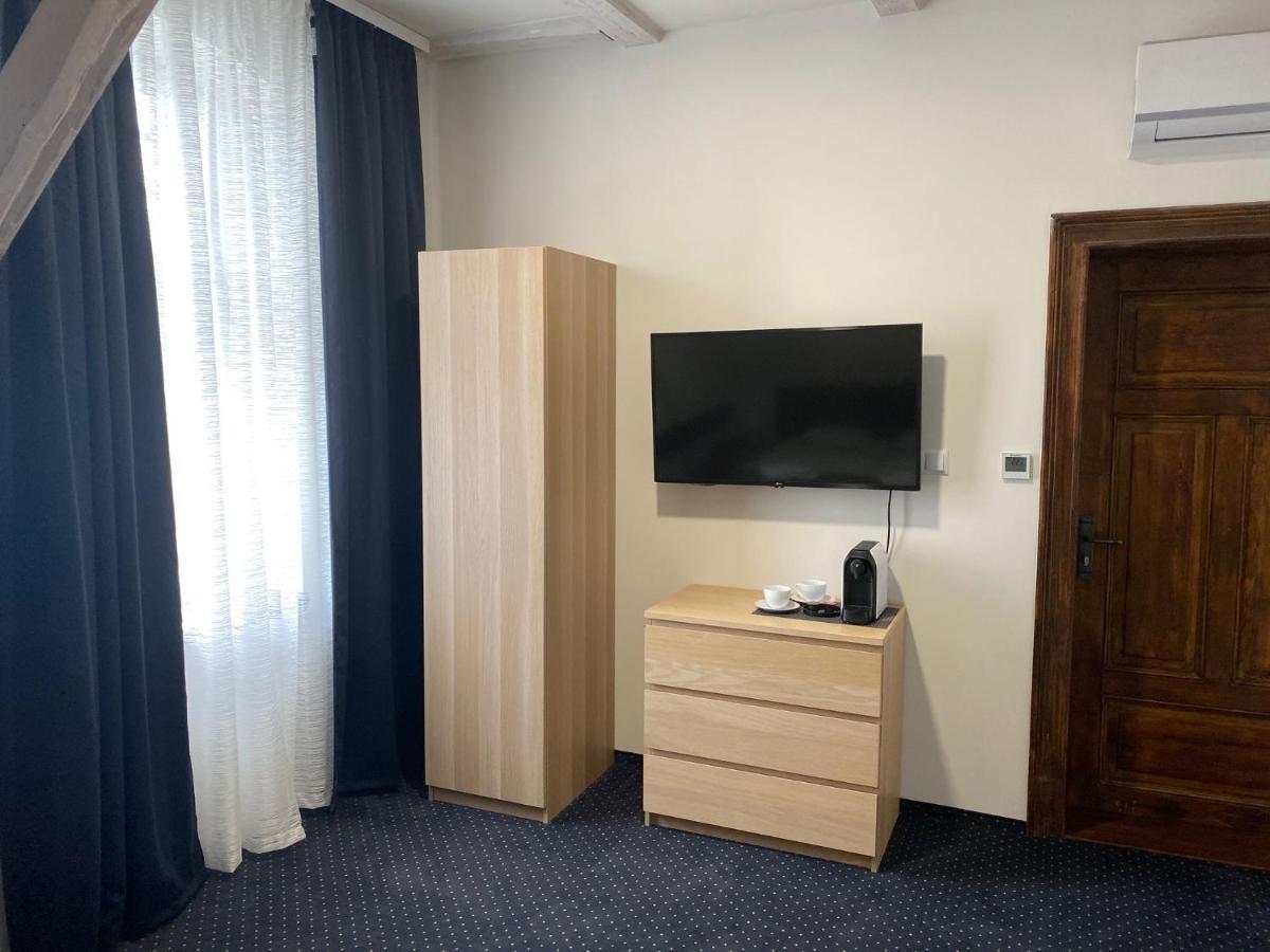 Willa W Centrum Zielona Gora  Bagian luar foto